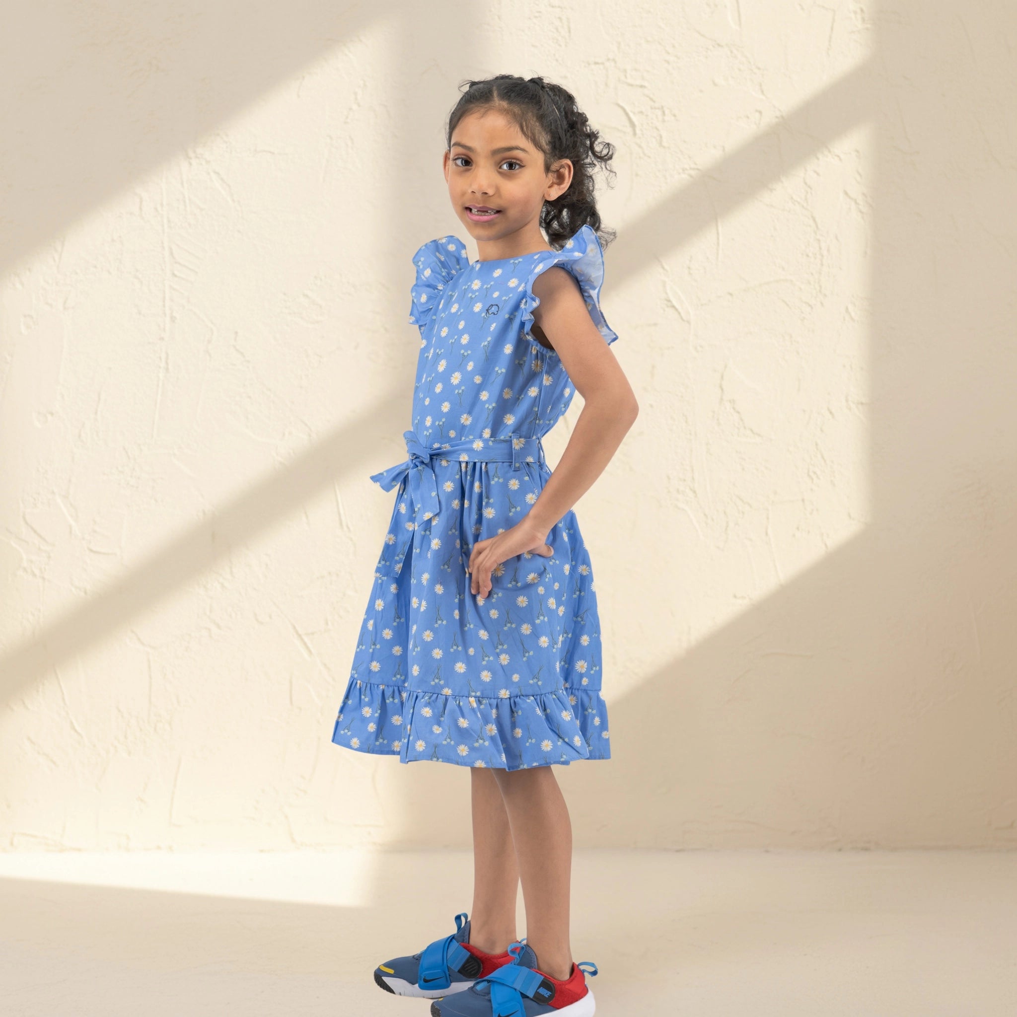 blue elephant dress Montauk Dress Light Blue Elephants And Palm Trees M main image 0
